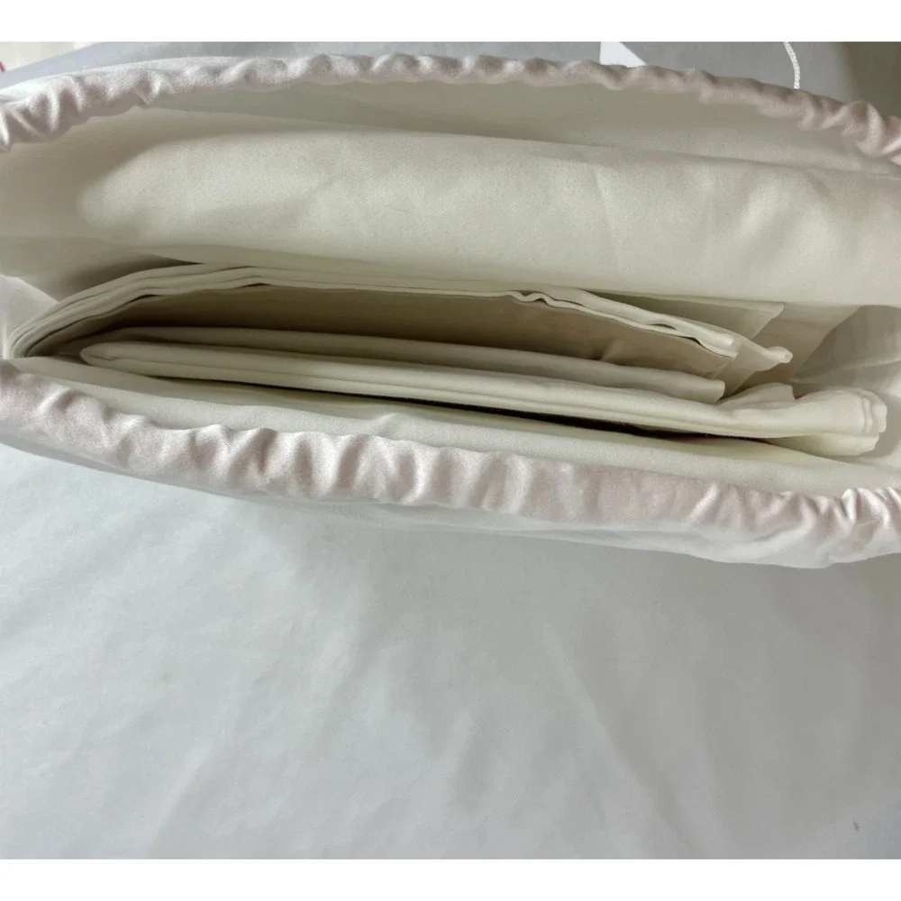 Serena & Lily Deep Coral Deco Dot White Sheet Set Full *Missing Fitted Sheet*